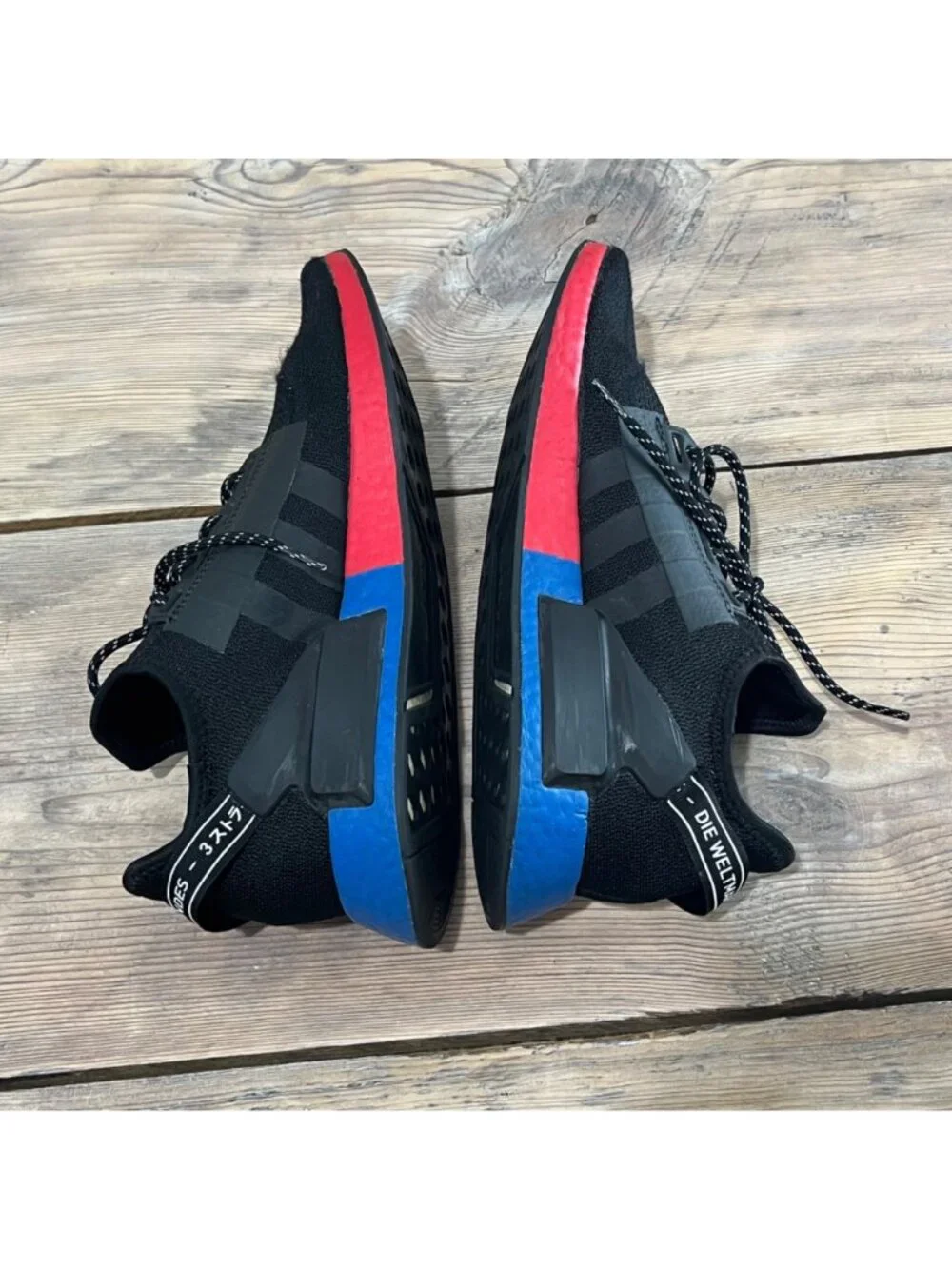 Adidas NMD_R1 V2 Sneaker Mens 10.5 Core Black FV9023